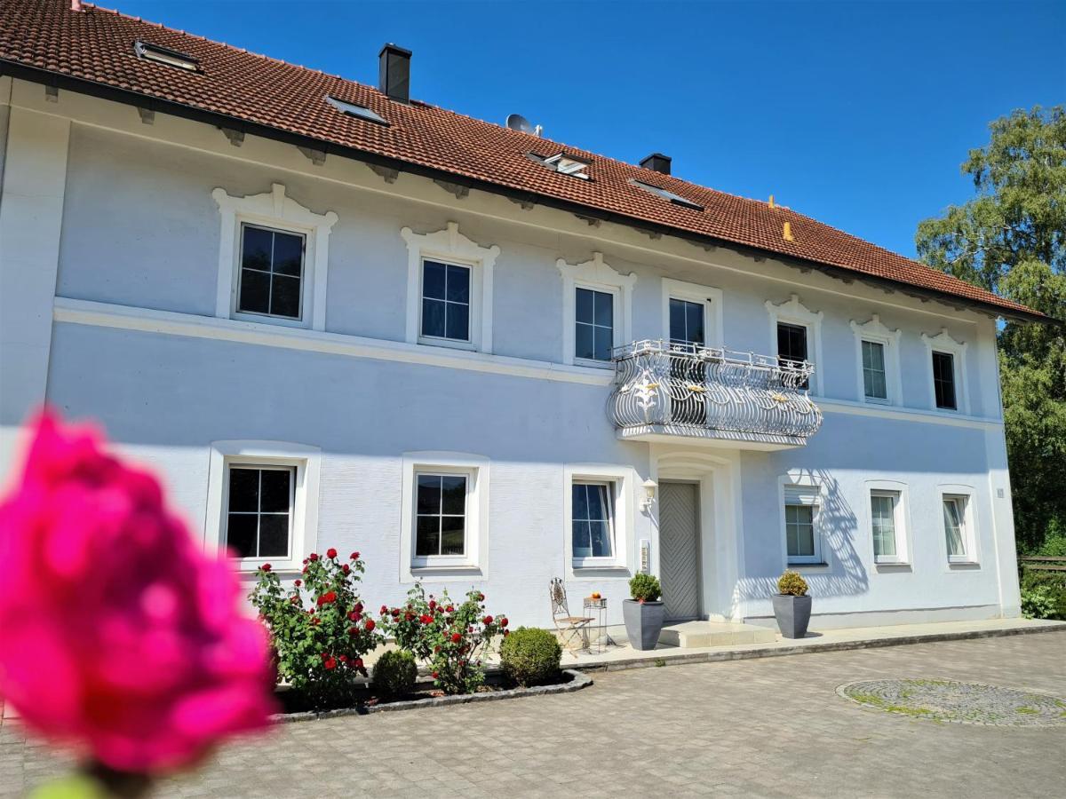 Gaestehaus Kirmerschneiderhof Bei Erding Berglern Kültér fotó